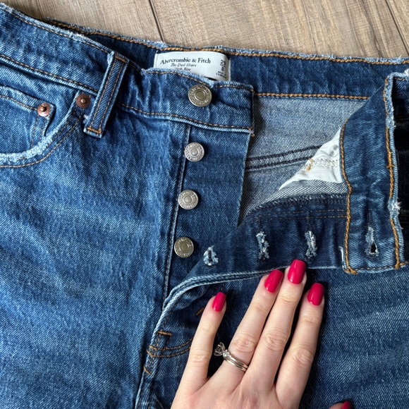 Abercrombie dad short - high rise - Picture 4 of 4